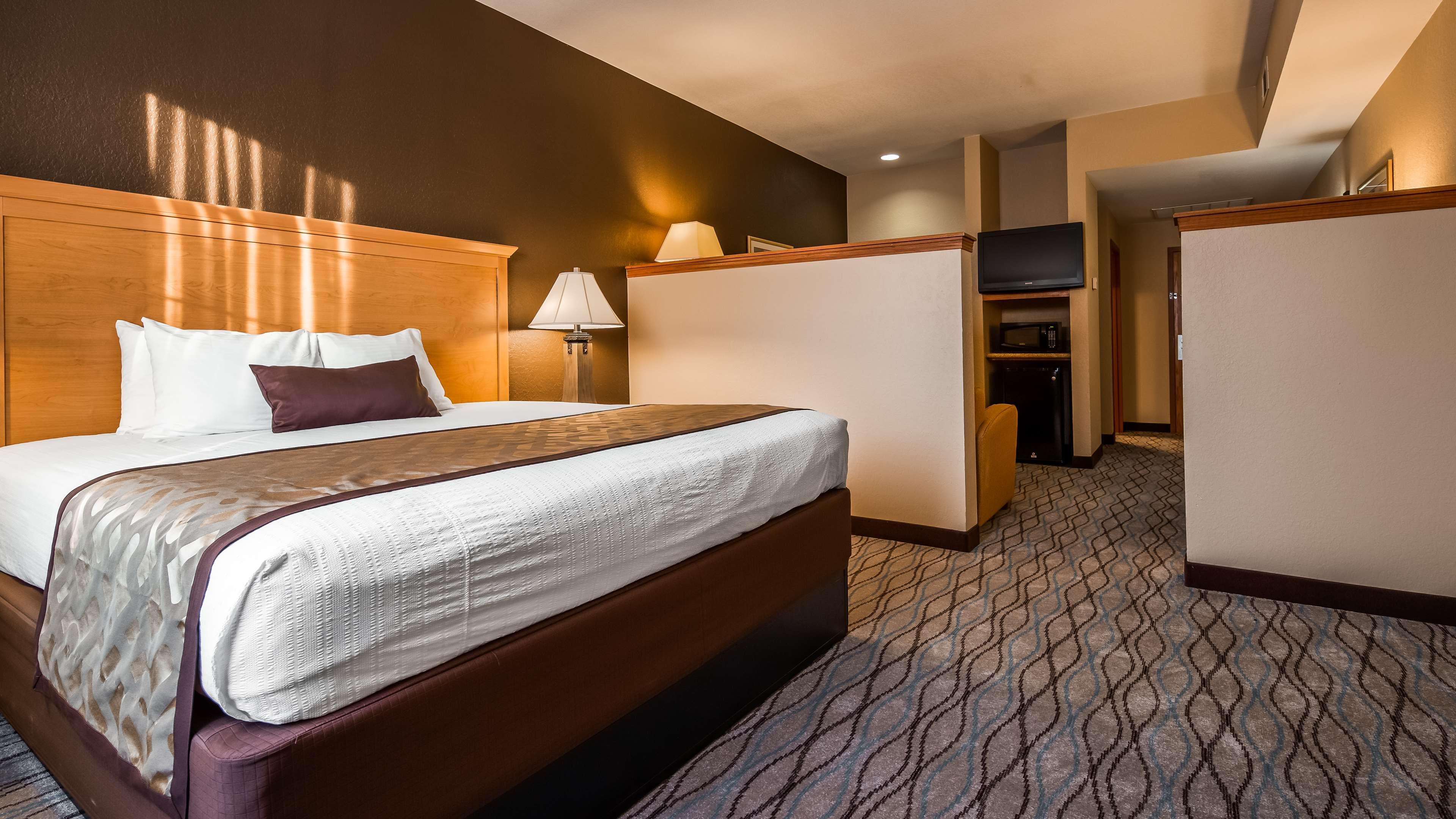Best Western Locust Grove Inn & Suites Exteriör bild