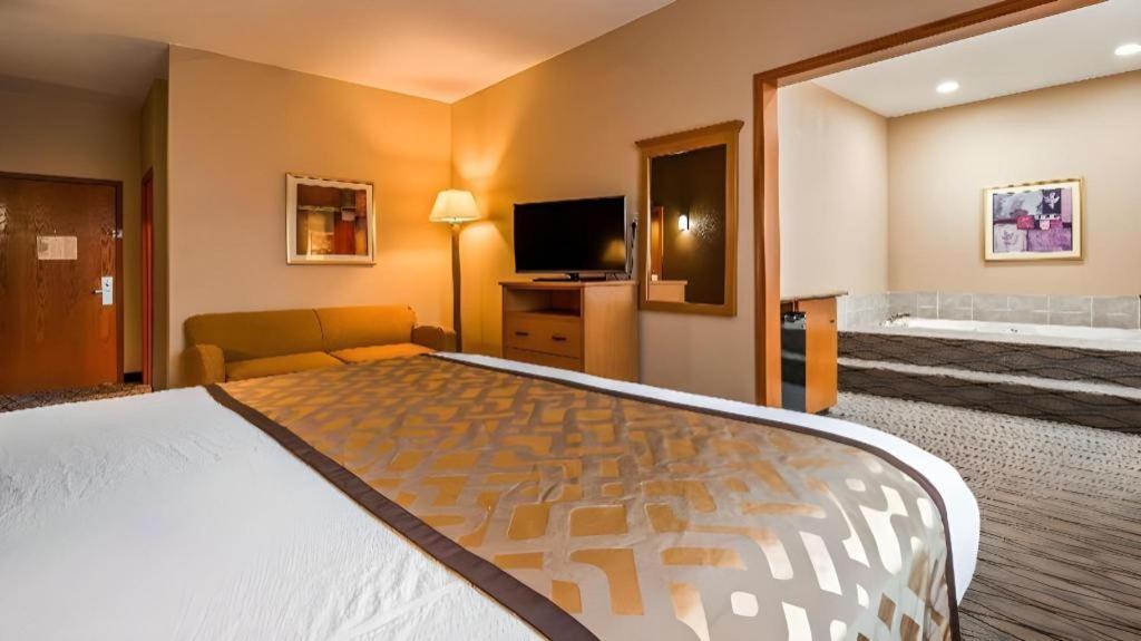 Best Western Locust Grove Inn & Suites Exteriör bild