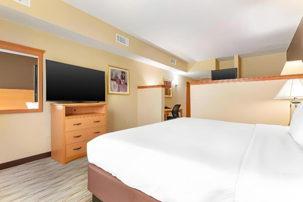 Best Western Locust Grove Inn & Suites Exteriör bild