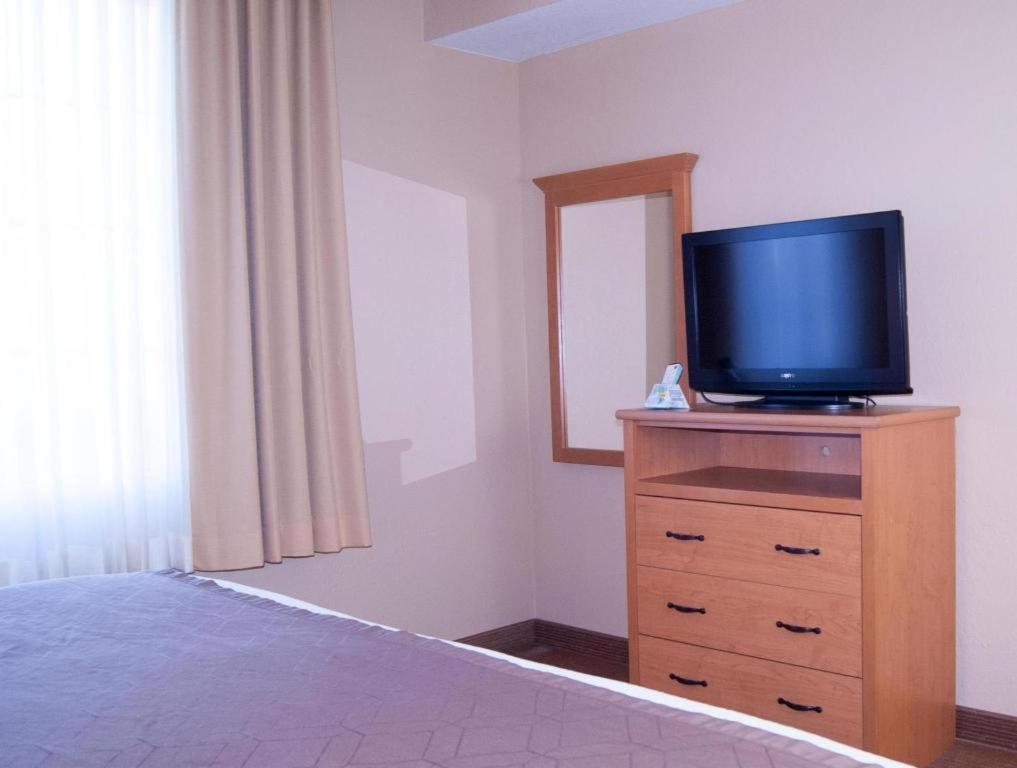 Best Western Locust Grove Inn & Suites Exteriör bild