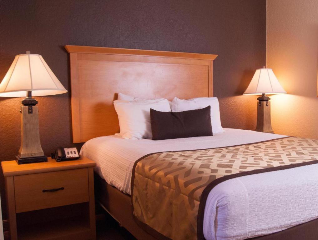 Best Western Locust Grove Inn & Suites Exteriör bild