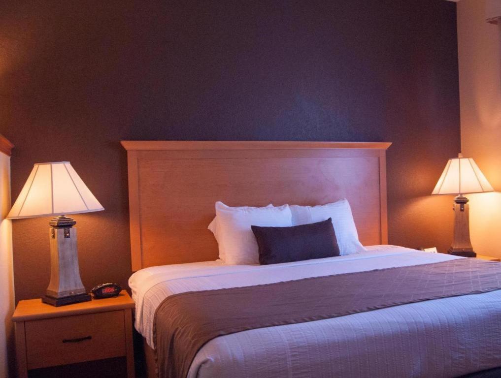 Best Western Locust Grove Inn & Suites Exteriör bild
